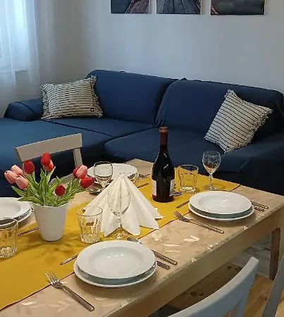 David Apartman *
